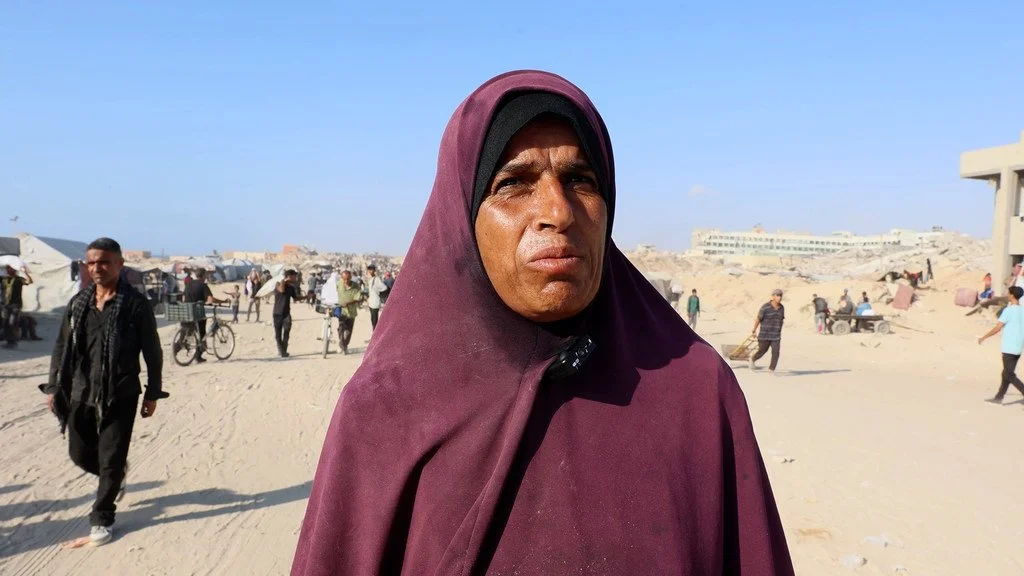  Noticias ONU Maqboula Adas, mujer desplazada de Shuja’iyya, Gaza. 
